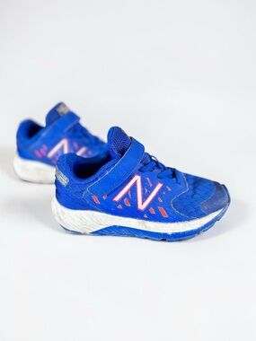 New Balance Kids Running Shoes Size 9 Blue Hook Loop Sneakers